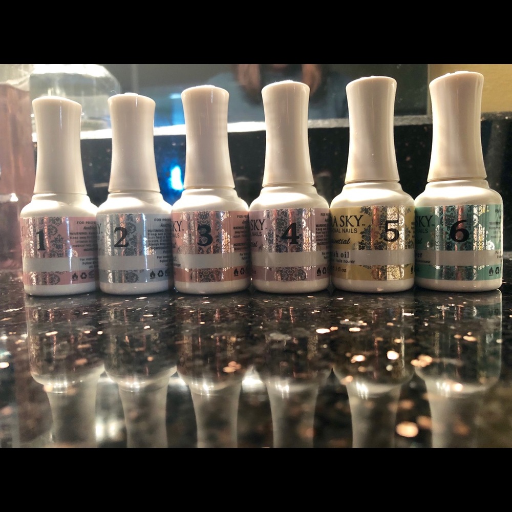 Kiara Sky Essentials and Dip Powder